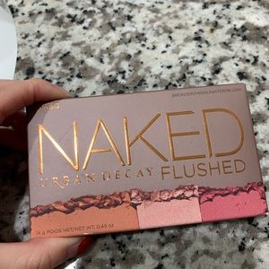 Urban decay flushed pallet